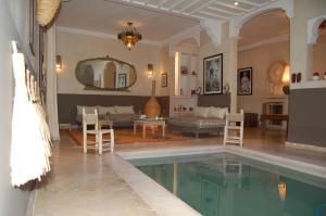 Riad Anrich, photo 3 of 5