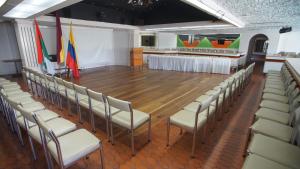 Imagen de la galería de Hotel Bachue Girardot, en Girardot