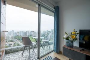 Un balcon sau o terasă la GLOBALSTAY - Exclusive Modern Barranco Apartments