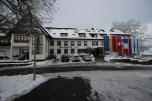 Hotel Waldblick BSR Garten mit Pavillons im Schwarzwald, ideal für Paare, Familien, Hunde v zimě