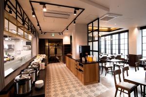 Restoran ili drugo mesto za obedovanje u objektu Kobe Plaza Hotel West