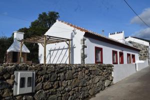 Gallery image of Casas da Ribeira in Santa Bárbara