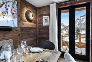 Gallery image of Appartement Etoile - LES CHALETS COVAREL in Val-d'Isère