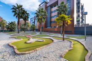 Imagen de la galería de APARTAMENTO CRIS I ,Piscina-Gym & Parking, parque de las ciencias, en Granada