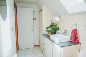 Kuchyň nebo kuchyňský kout v ubytování Gîte B&B - Aubergélit inc