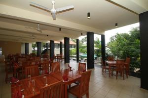 Restoran või mõni muu söögikoht majutusasutuses Garden Beach Hotel Kalutara