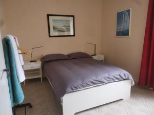 Gallery image of Three rooms above a bar Résistance meuseum in Saint-Sébastien