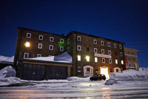 Hotel Bernina Hospiz v zime