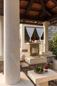 Fotografie z fotogalerie ubytování Holiday Home Lazuština Paradise v destinaci Mihanići