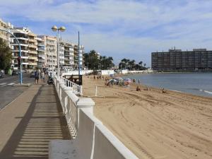 Gallery image of Beachfront modern and spacious apartment in Torrevieja