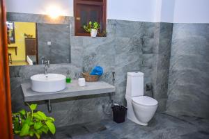Ένα μπάνιο στο Onera Villa