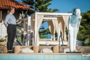 Hostia v ubytovaní Happy Cretan Suites