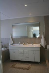 Ένα μπάνιο στο Ocean Dreams B&B