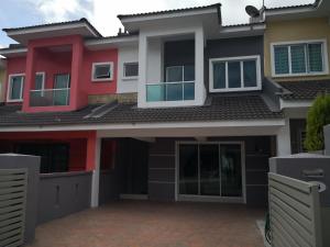 a house with a red and white at My Homestay N18 (14 pax) @ Golden Hills Night Market in Brinchang