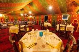 Restaurant o iba pang lugar na makakainan sa Luxury Bega Camp