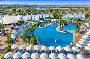 Bazén v ubytování BQ Alcudia Sun Village nebo v jeho okolí