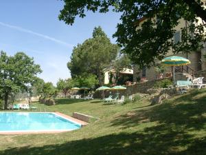 Bazén v ubytování Agriturismo La Capitata nebo v jeho okolí