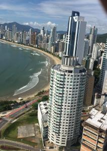 Gallery image of APARTAMENTO FRENTE MAR com vista fantástica in Balneário Camboriú