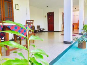 Bazén v ubytování Sigiri Rainbow Lodge nebo v jeho okolí