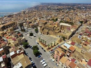 Kép Sea Front Apartment 5 beds with balcony 250 meters from the beach szállásáról Case San Marcóban a galériában