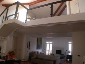 A television and/or entertainment centre at Villa Niccolò