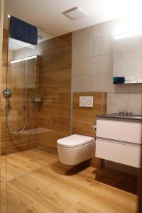 Phòng tắm tại Chalet Mila +37 ảnh