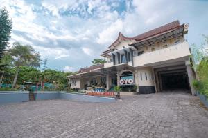 Gallery image of OYO 1962 Anugerah Wisata Hotel in Yogyakarta