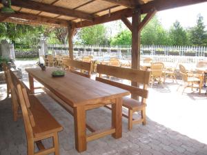 Restaurace v ubytování Le clos de Banes