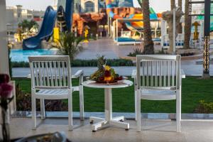 Pickalbatros Aqua Blu Sharm El Sheikh内部或周边的泳池