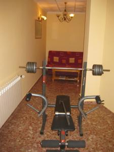 Posilňovňa alebo fitness centrum v ubytovaní Hostal Alvaro I