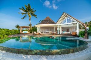 Bazén v ubytování Milaidhoo Maldives nebo v jeho okolí