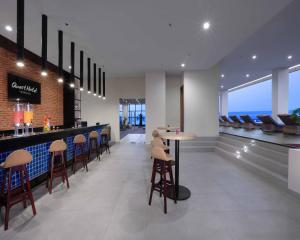 Begudes a Quest Prime Cikarang by ASTON