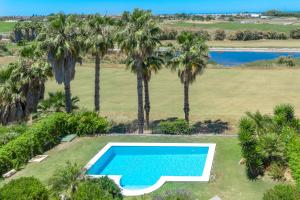 The swimming pool at or close to Villa Golf Sanlucar