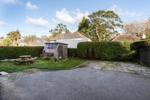 En have udenfor Oasis Apartment + 8 billeder