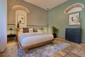 Voodi või voodid majutusasutuse Villa Albi - Machne Yehuda Hotel toas