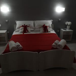 Foto dalla galleria di B&B Da Daniela a Magliano deʼ Marsi Altre 20 foto