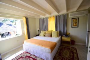 Gallery image of RIVER SIDE Apt 9 @ Mystic Ridge. in Ocho Rios