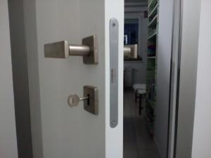 Foto Bratislavas asuva majutusasutuse Dominant Studio Hostel with Free Parking for Preregistered Drivers & Garage with CCTV galeriist