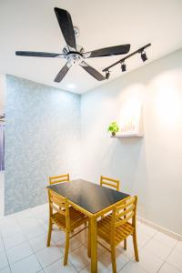 Fotografie z fotogalerie ubytování Homestay UTM JPO SKUDAI Pulai Jaya Kangkar Pulai Near Taman Universiti v destinaci Kampung Kangkar Pulai