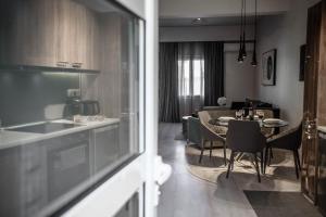 Virtuvė arba virtuvėlė apgyvendinimo įstaigoje ''SteliosDimitra'' Guest House II in Nafplio