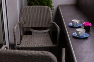Ruang duduk di SPA Apartment Nalis