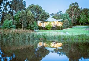 Gallery image of Raynella Alpaca Farmstay in Gruyere