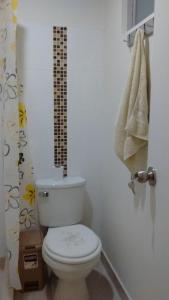 A bathroom at Apartamento completo en centro historico