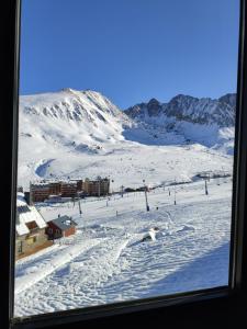 Lux Aigle "Acceso directo a pistas" að vetri til