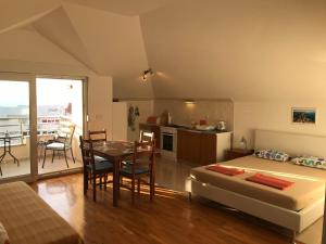 Kuchyňa alebo kuchynka v ubytovaní Gala Apartments