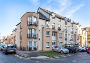 Gallery image of The Waverley Park Terrace Residence in Edinburgh