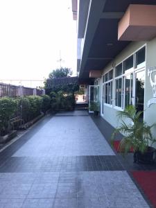 Gallery image of Siri Sothorn Apartment in Chachoengsao