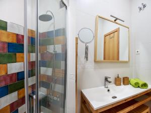 Łazienka w obiekcie Sea & Wave Peña Apartament