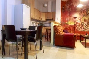 Kuchyňa alebo kuchynka v ubytovaní Sea & Wave Peña Apartament