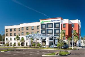 Foto dalla galleria di Holiday Inn Express & Suites Lakeland South, an IHG Hotel a Lakeland